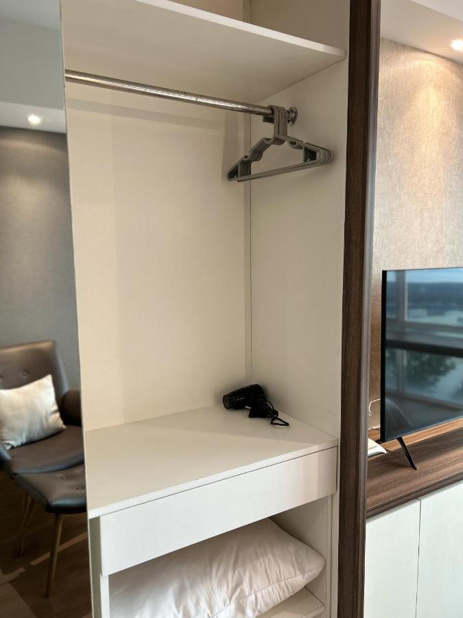 U Residence 2 Studio Apartment Pool View Tangerang Luaran gambar