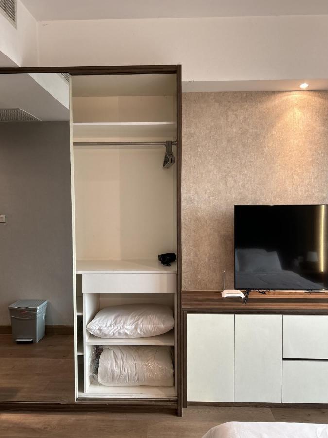 U Residence 2 Studio Apartment Pool View Tangerang Luaran gambar