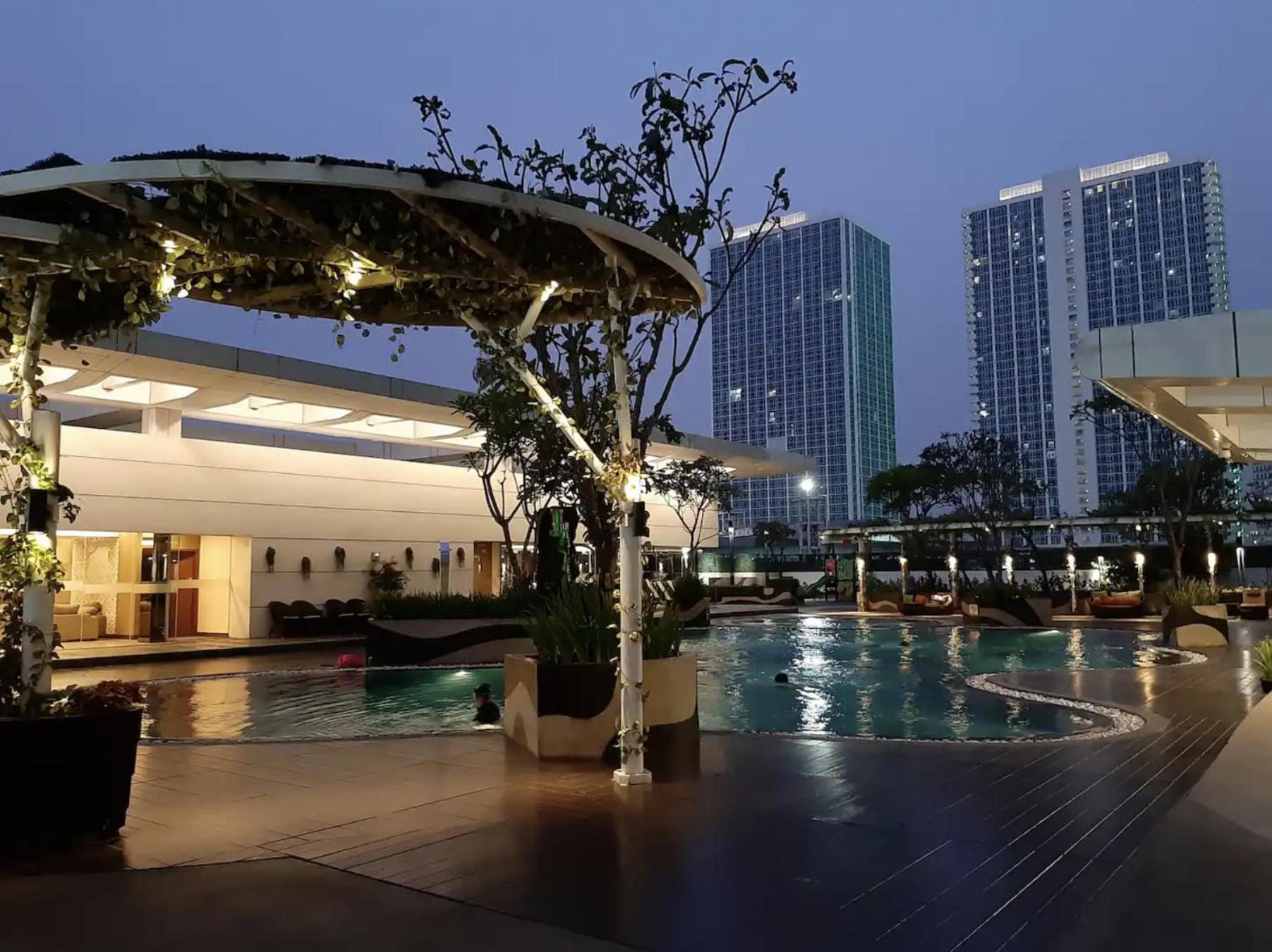 U Residence 2 Studio Apartment Pool View Tangerang Luaran gambar